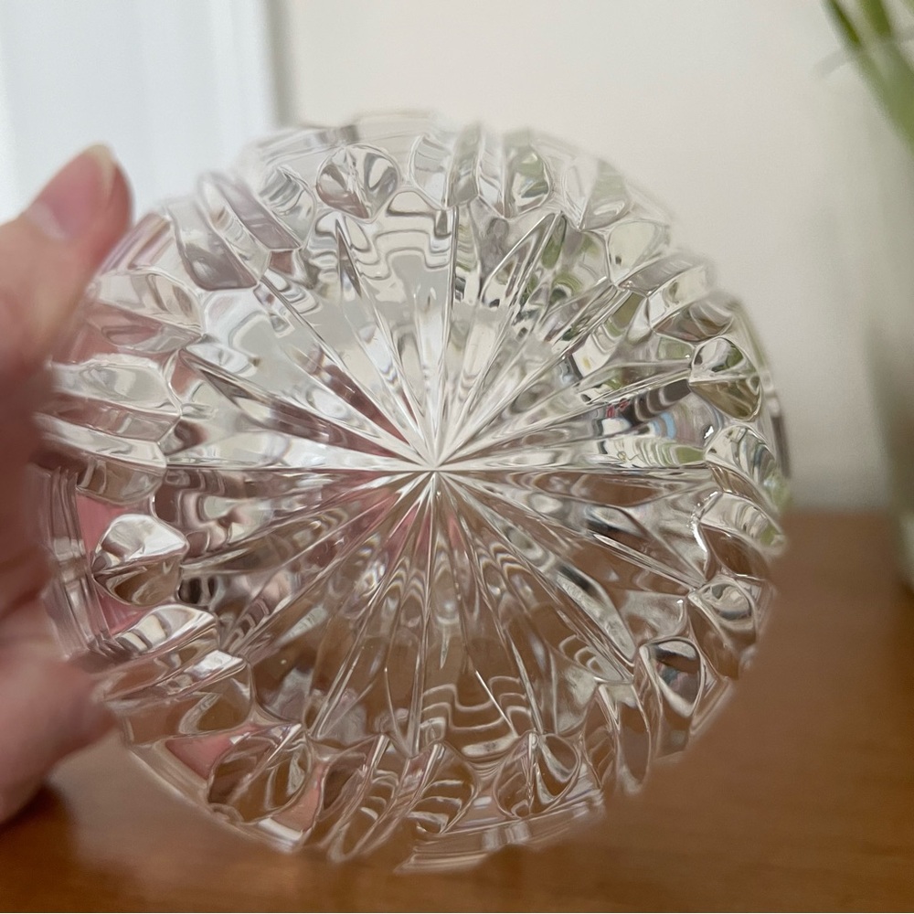Geometric pattern crystal vase - Picture 6 of 8